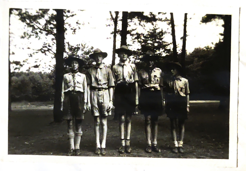 H.J.B. Groep op kamp in 1954 uit het geschiedenis archief